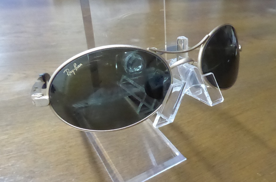 Ray Ban Orbs Ellipse Oval Sunglasses