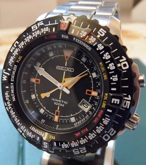 Seiko Kinetic Multifunction, Black Dial, Steel Bracelet