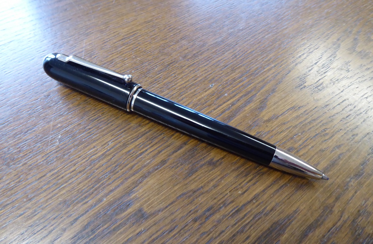 An Alfred Dunhill Sidecar Ballpoint Pen
