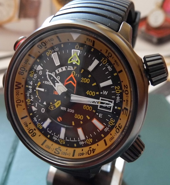 Citizen Eco Drive Altichron, Black Dial, Rubber Strap