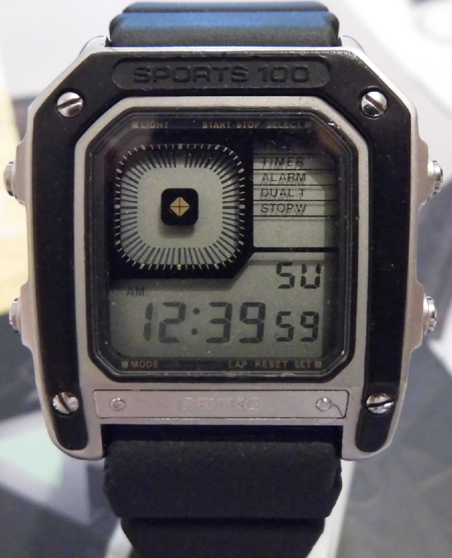 Seiko Sports 100 Octopussy, LCD Display, Rubber Strap