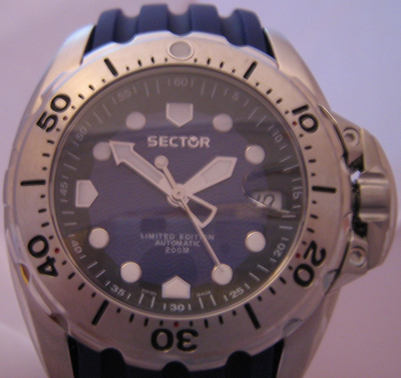 Sector 600 top watch price