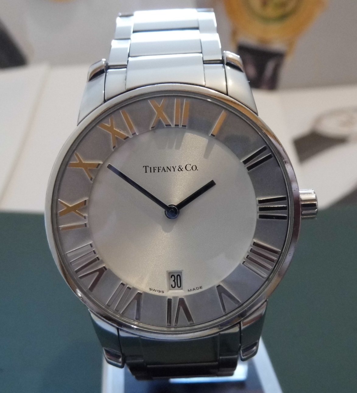 Tiffany & Co Atas 37.5mm Quartz, Silver Dial, Bracelet