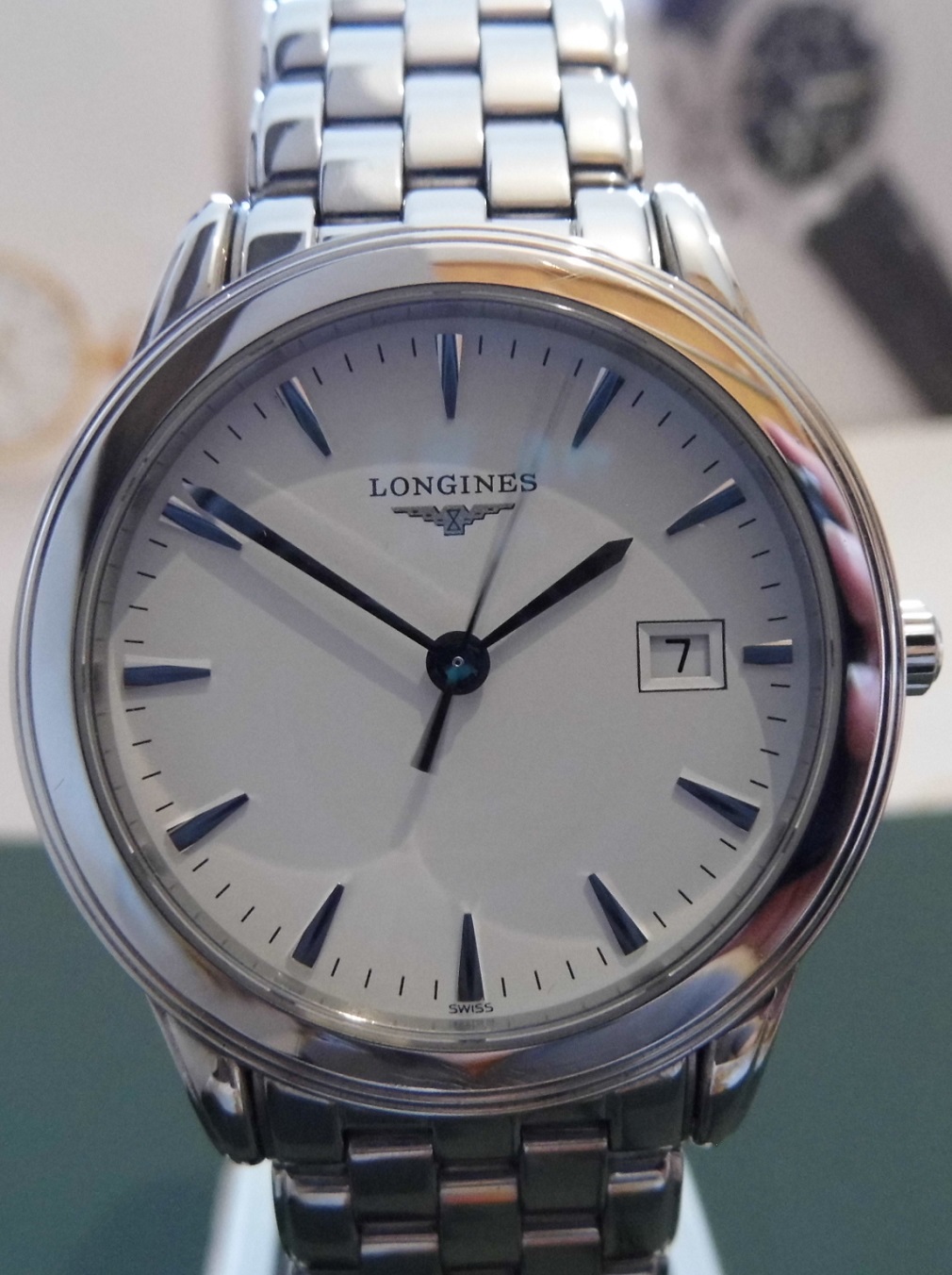 Longines La Grande Classique Flagship Quartz, White Dial, Bracelet
