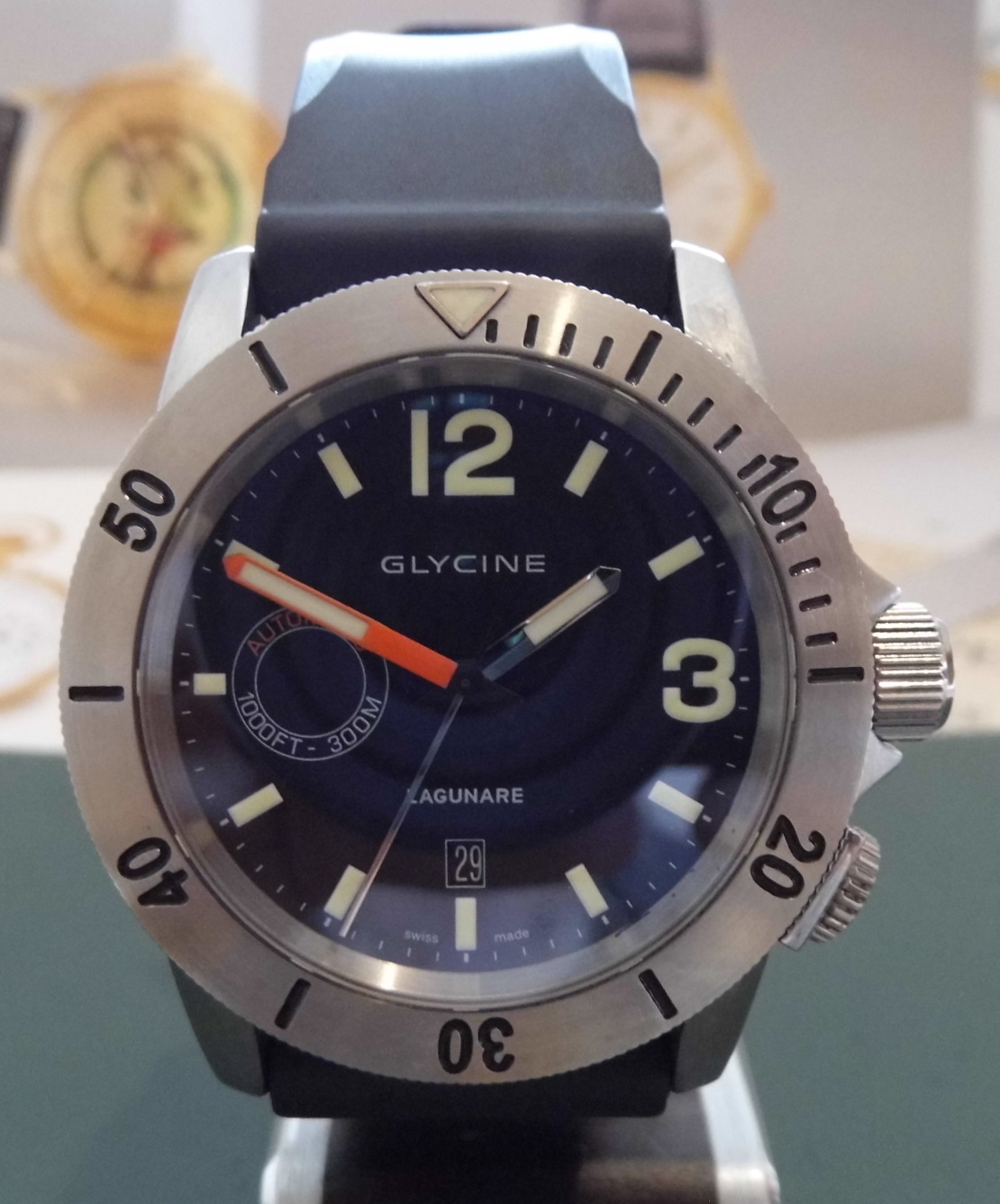 Glycine Lagunare L1000 Divers, Black Dial, Rubber Strap