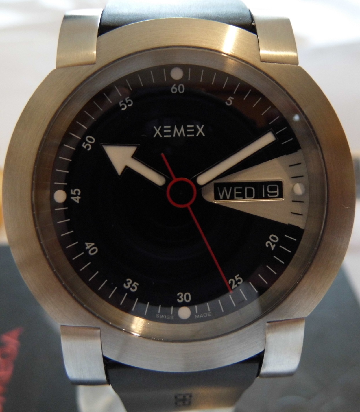 Xemex XE 5000 Day Date, Black Dial, Rubber Strap