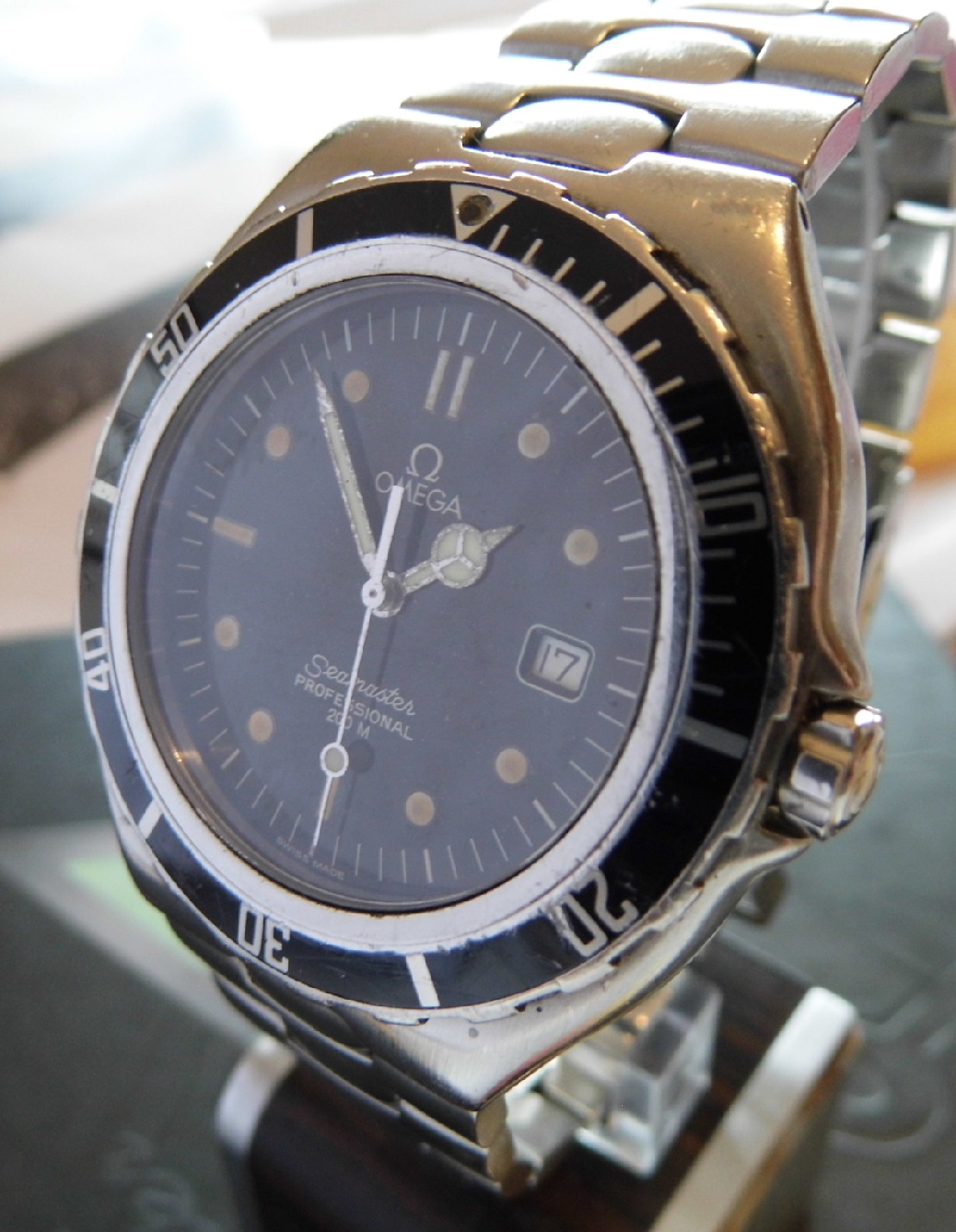 Omega Seamaster Professional 200M Quartz Pre Bond