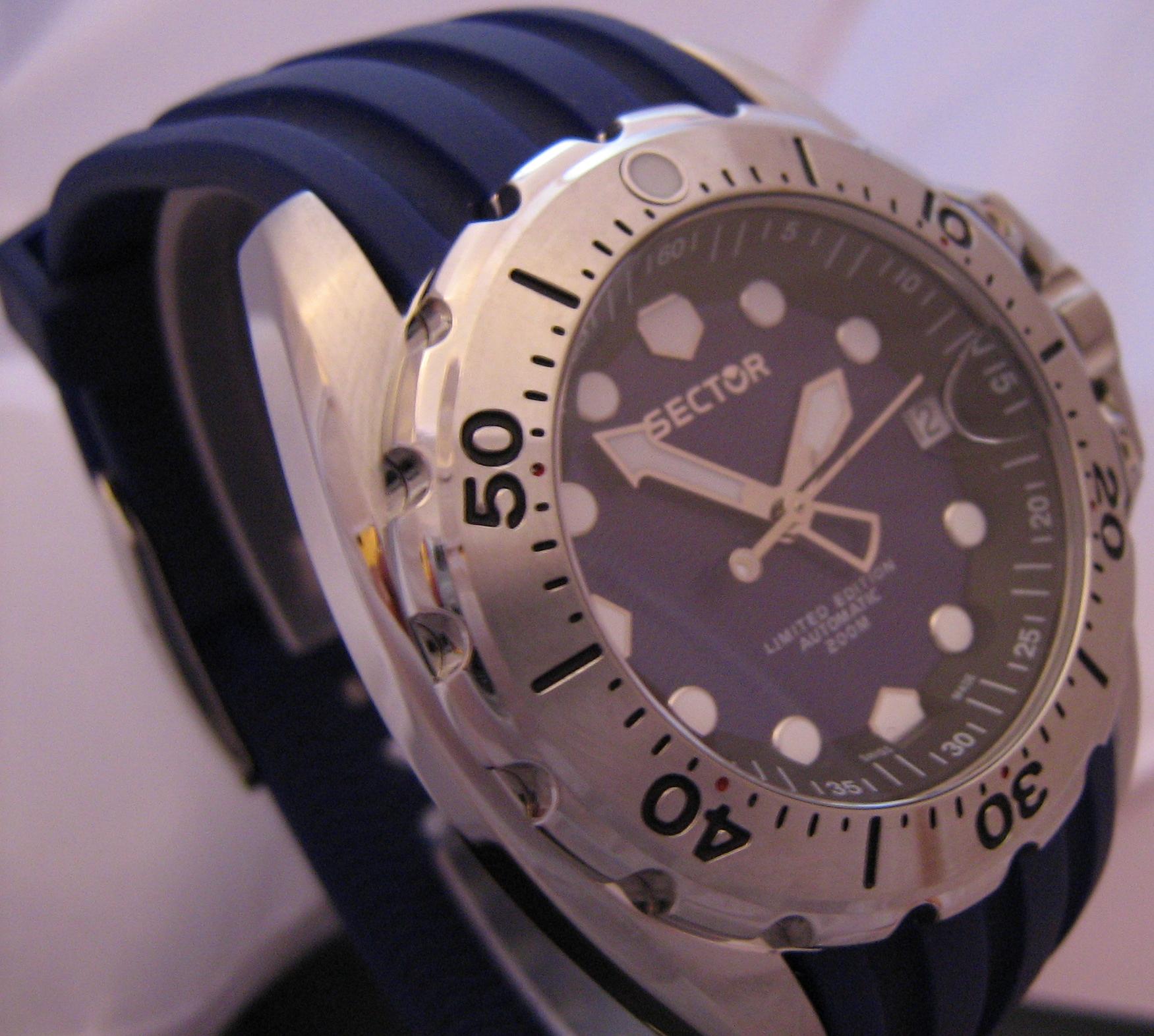 Sector 600 Limited Edtion Automatic Divers Watch Blue Dial With