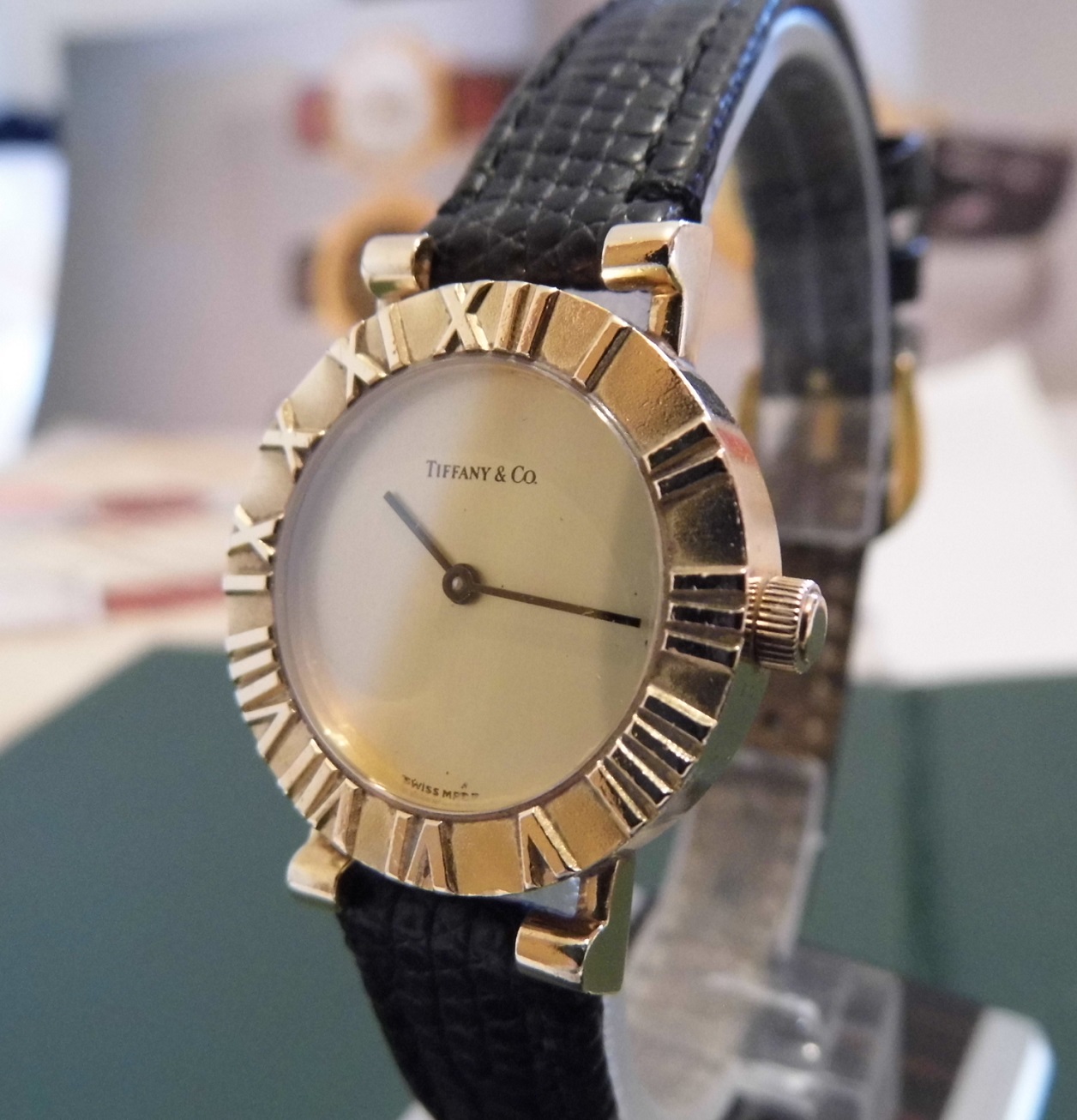 tiffany atlas 18k gold watch