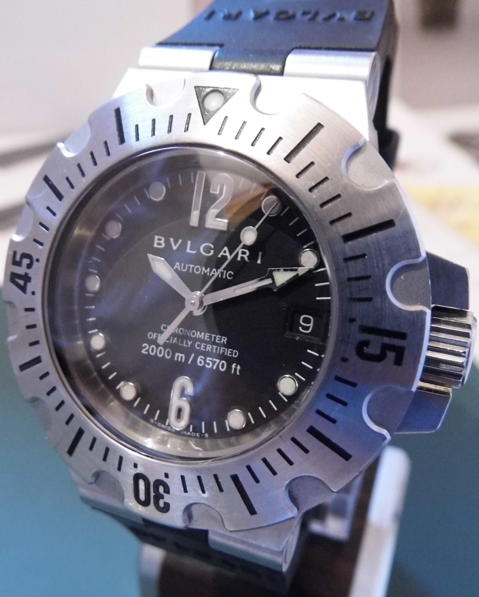 Bvlgari Diagono Professional 2000M, Black Dial, Rubber Strap
