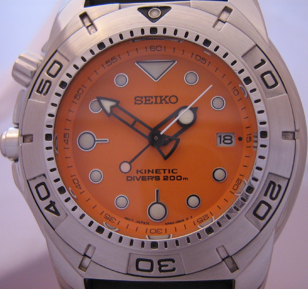 Seiko Scuba Kinetic 200M Divers, Orange Dial, Rubber Strap