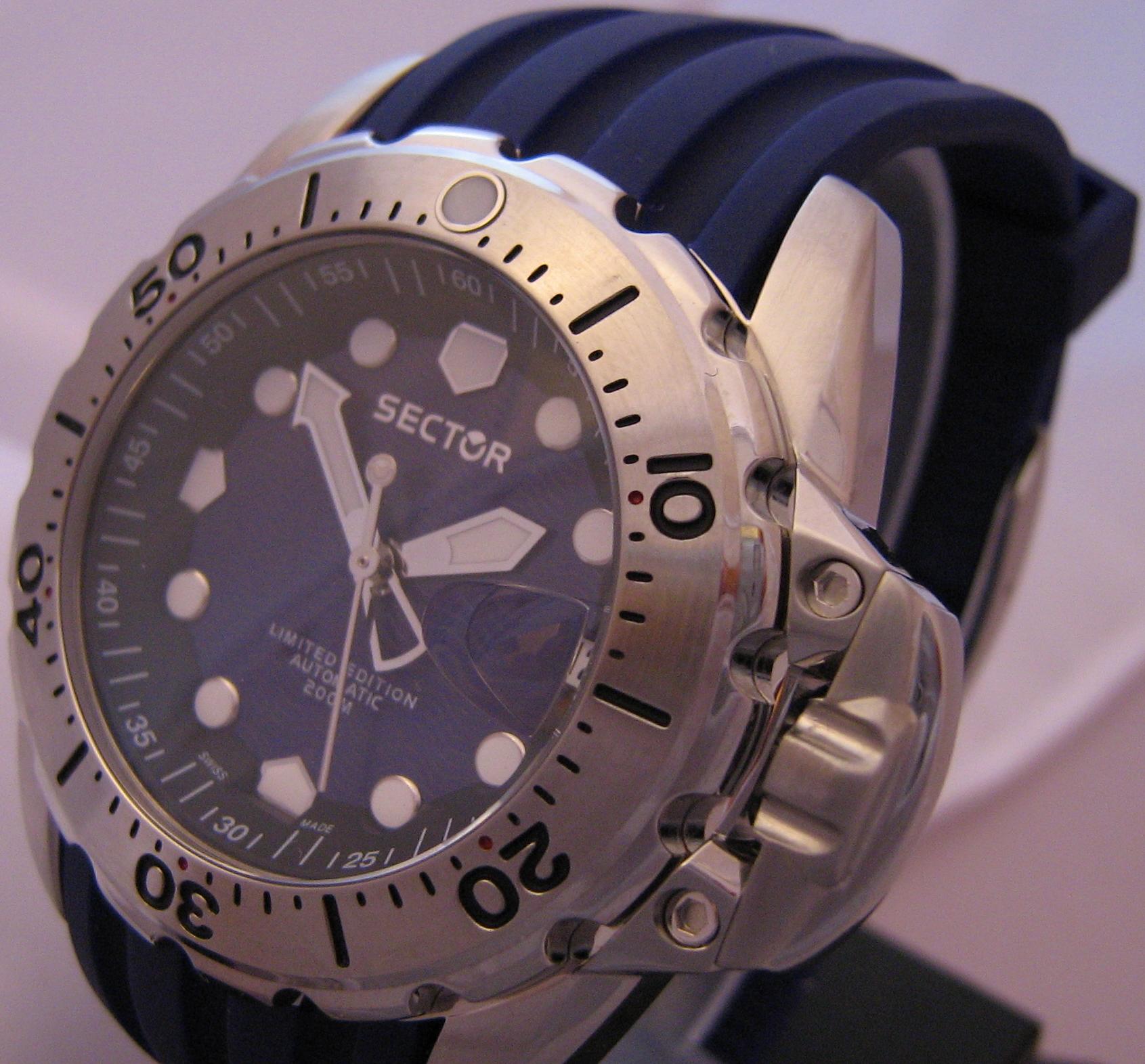 Sector 600 Limited Edtion Automatic Divers Watch Blue Dial With