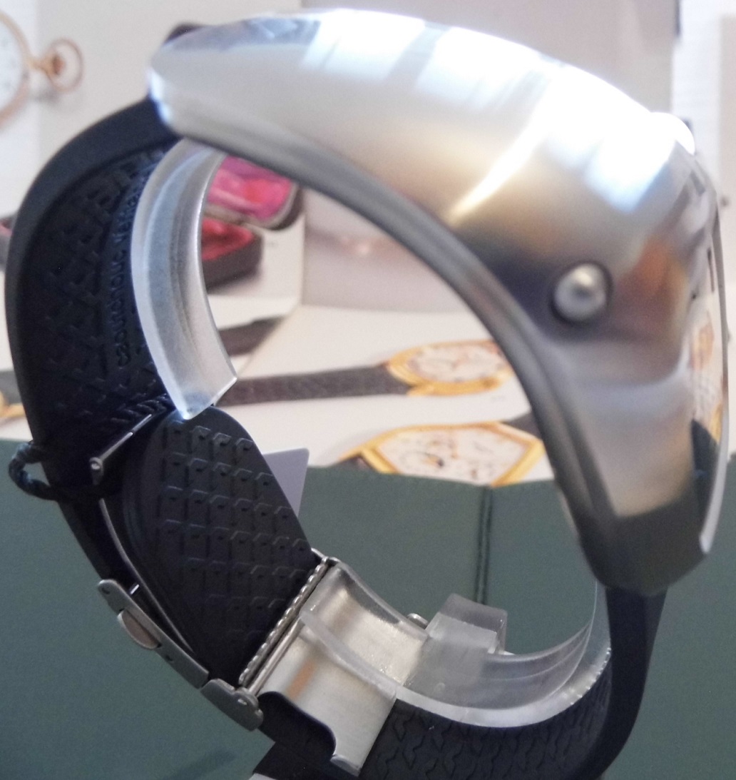 Ventura V-Tec Sigma, Black Dial, Black Rubber Strap