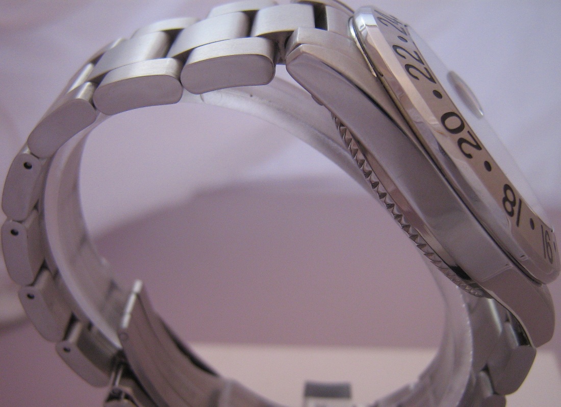 Debaufre Ocean 2 GMT Divers Watch, Black Dial With Stainless Steel Bracelet