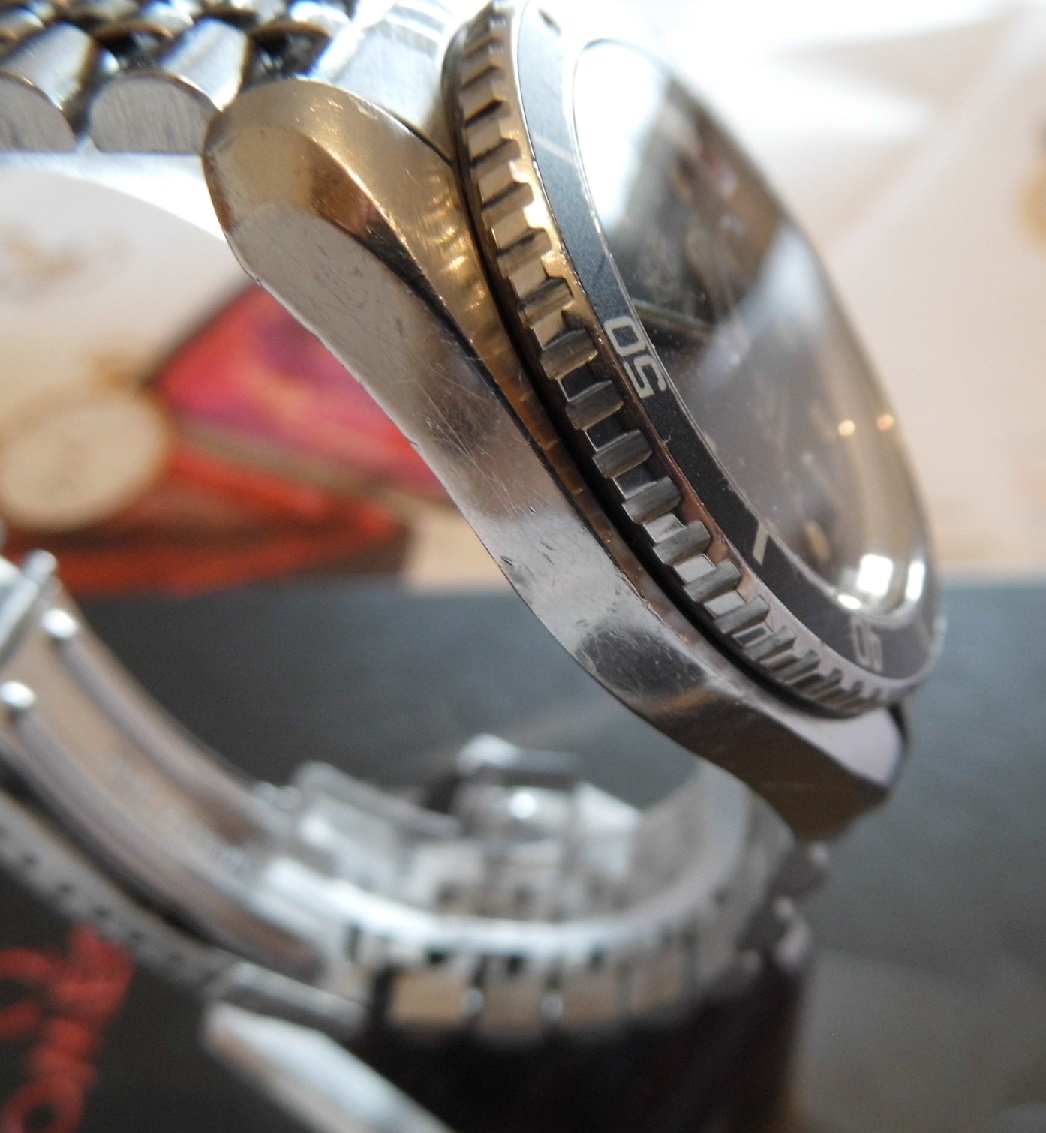 Heuer Vintage 2000 Professional, Black Dial, Bracelet