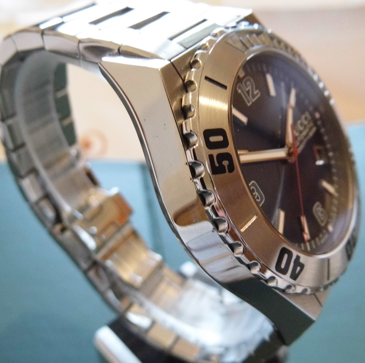 Gucci Pantheon Divers Watch, Blue Dial, Stainless Steel Bracelet