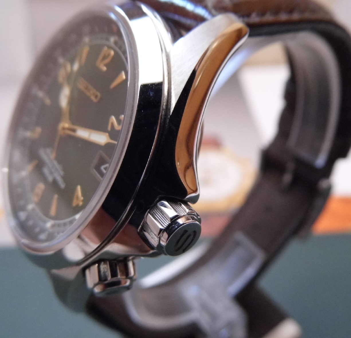 Seiko Apinist, Green Dial, Brown Leather Strap