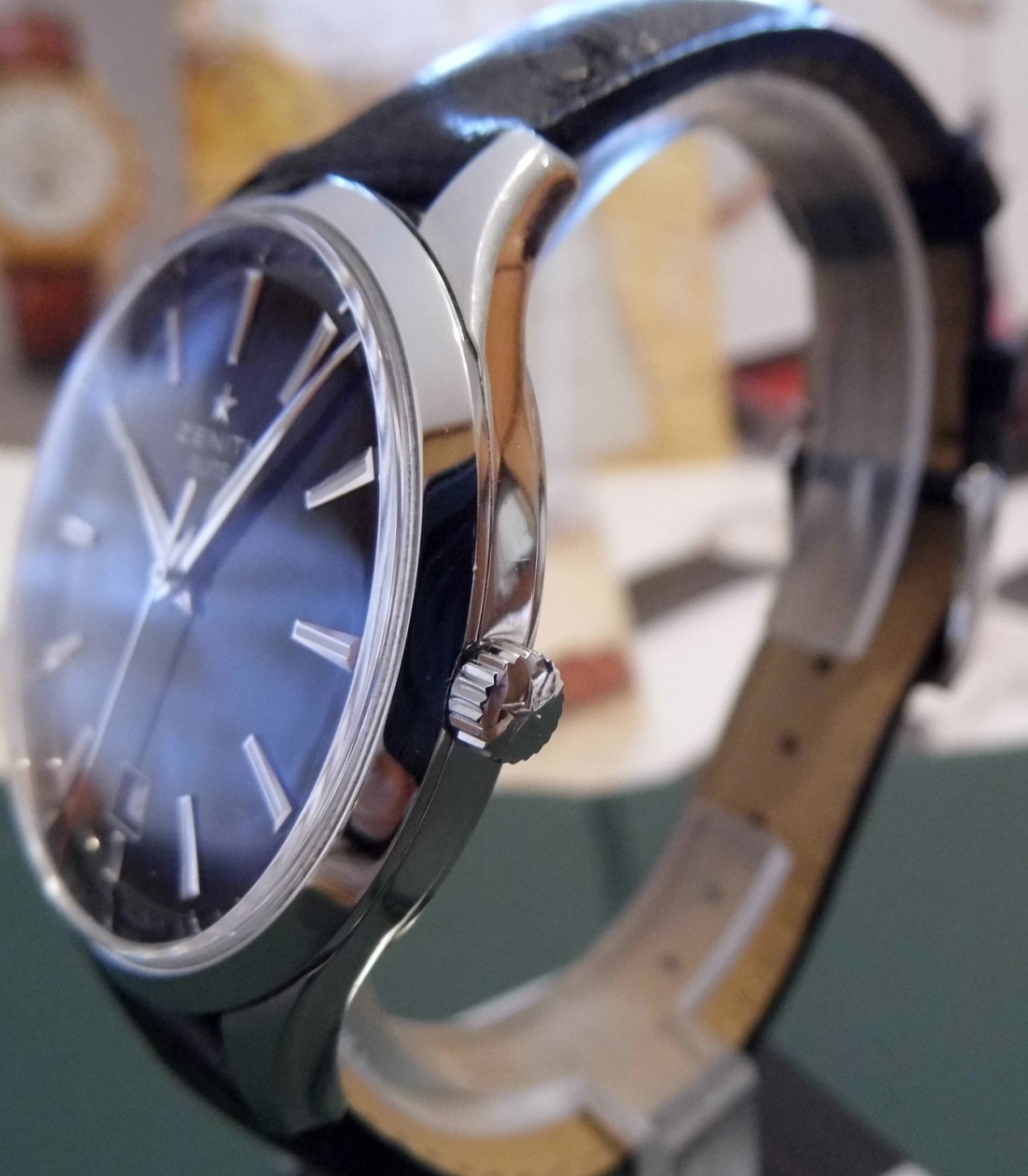 Zenith Elite Captain Central Seconds, Black Dial, Leather Strap