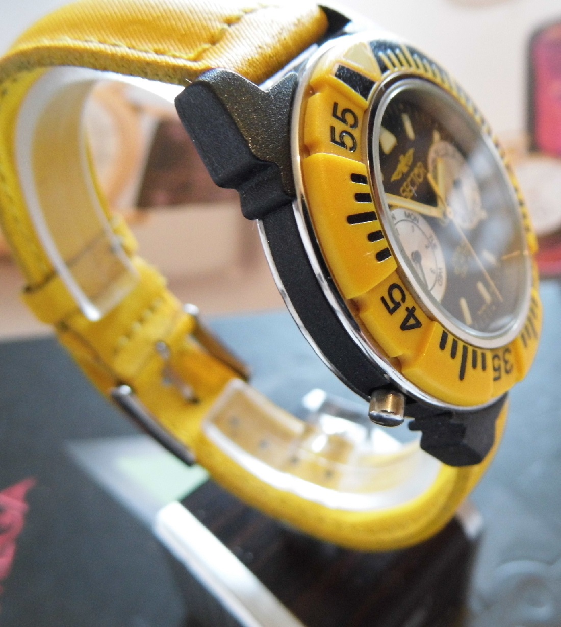 Sector Underlab, Black Dial, Yellow Leather / Canvas Strap